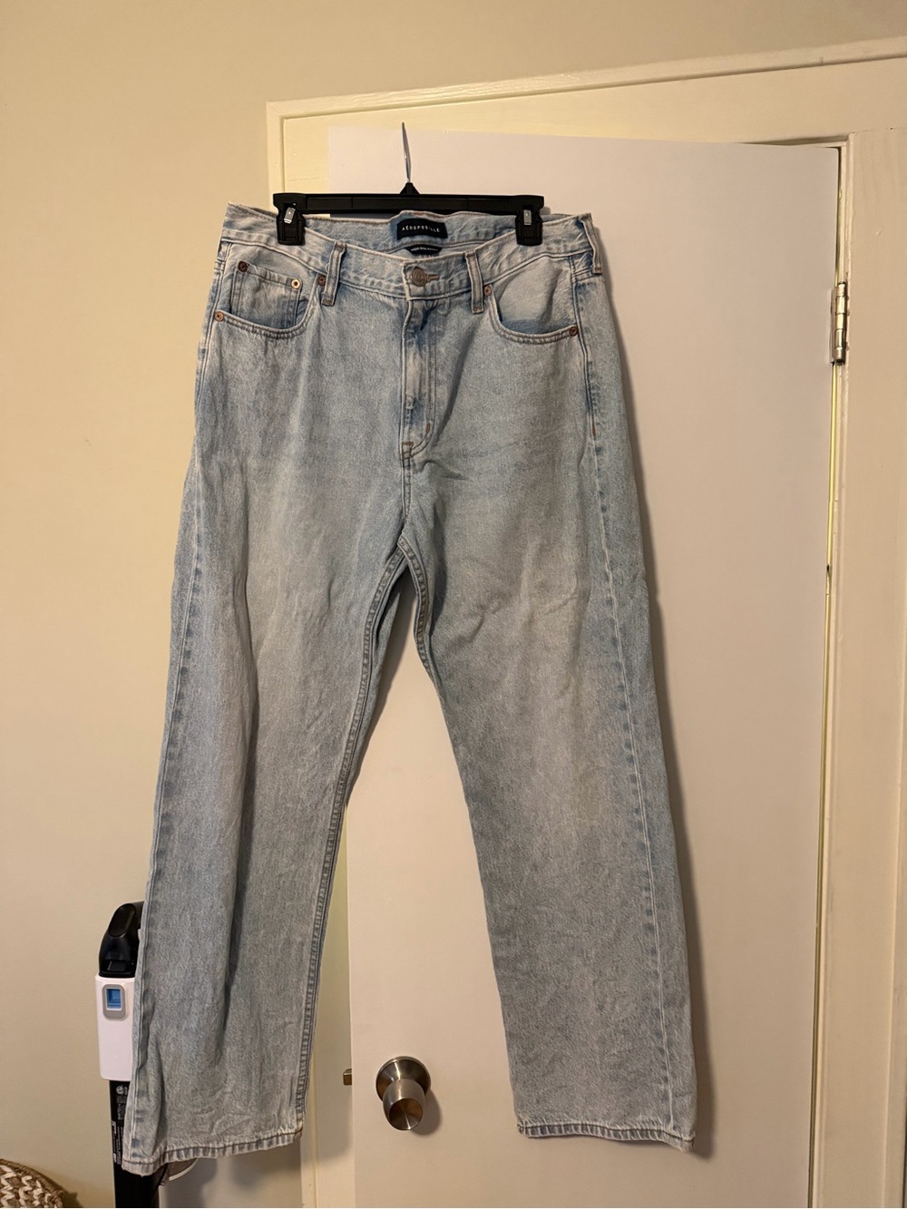 Aeropostale Light Wash Straight Leg Jeans - Women